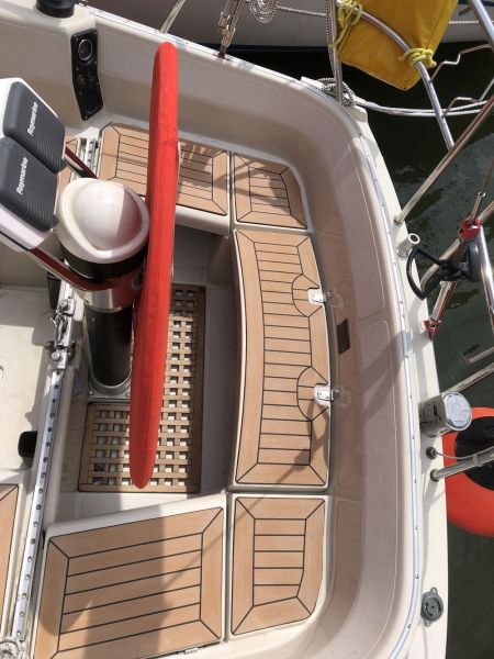 Wir passen unsere PU-Beläge an das individuelle Design Ihrer Yacht an